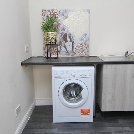 Lovely Twin Bed Studio Near Coventry Shopping Centre エクステリア 写真