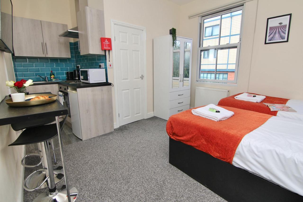 Lovely Twin Bed Studio Near Coventry Shopping Centre エクステリア 写真