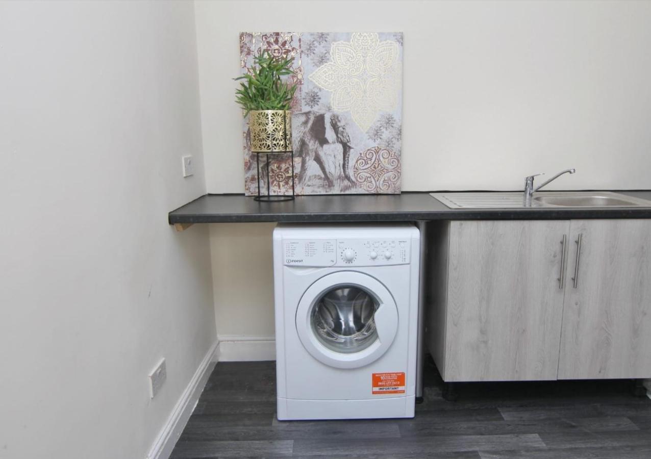 Lovely Twin Bed Studio Near Coventry Shopping Centre エクステリア 写真